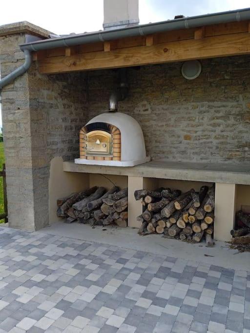 Gite Les Arcades Collonges-en Charollais Εξωτερικό φωτογραφία