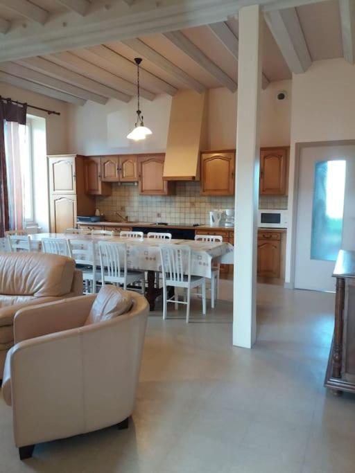 Gite Les Arcades Collonges-en Charollais Εξωτερικό φωτογραφία